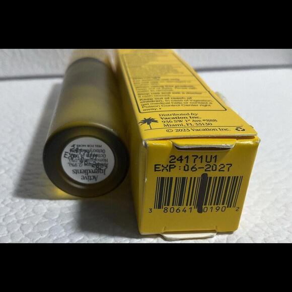 Vacation Chardonnay Sunscreen Lip Oil SPF 30 .2 Oz 5.9 mL Gloss Full Sz Exp 6/27 - Picture 3 of 3